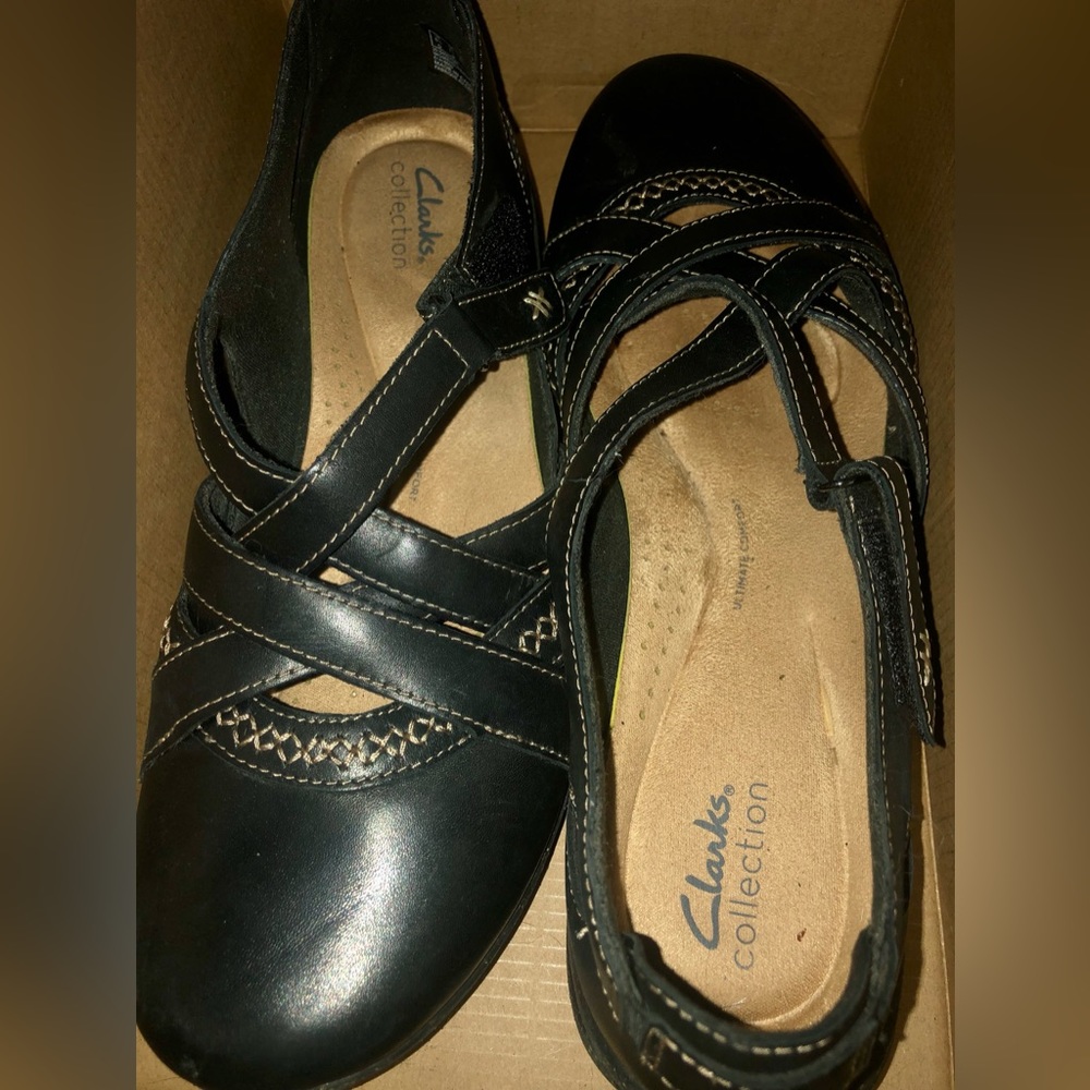 Clarks Women’s shoes size 11